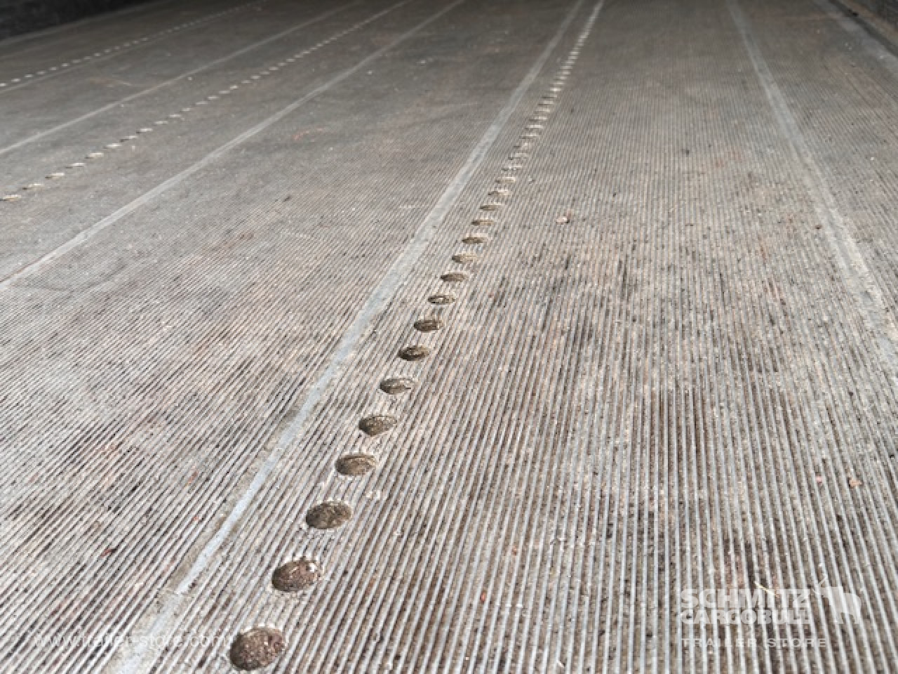 SCHMITZ Oplegger Vries Standard Taillift - Izotermna poluprikolica: slika SCHMITZ Oplegger Vries Standard Taillift - Izotermna poluprikolica SCHMITZ Oplegger Vries Standard Taillift - Izotermna poluprikolica: slika SCHMITZ Oplegger Vries Standard Taillift - Izotermna poluprikolica