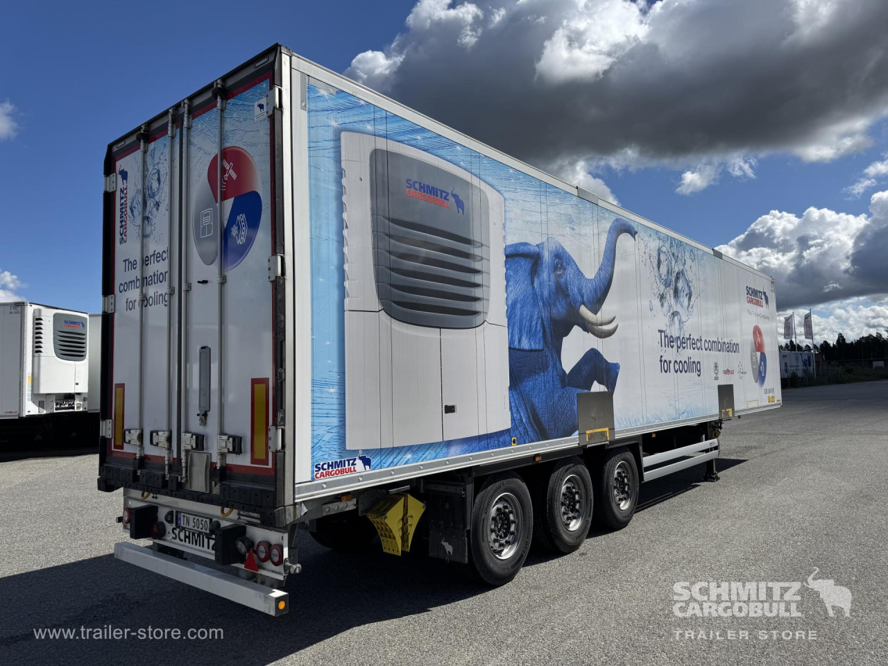 SCHMITZ Reefer Multitemp Double deck - Izotermna poluprikolica: slika SCHMITZ Reefer Multitemp Double deck - Izotermna poluprikolica SCHMITZ Reefer Multitemp Double deck - Izotermna poluprikolica: slika SCHMITZ Reefer Multitemp Double deck - Izotermna poluprikolica