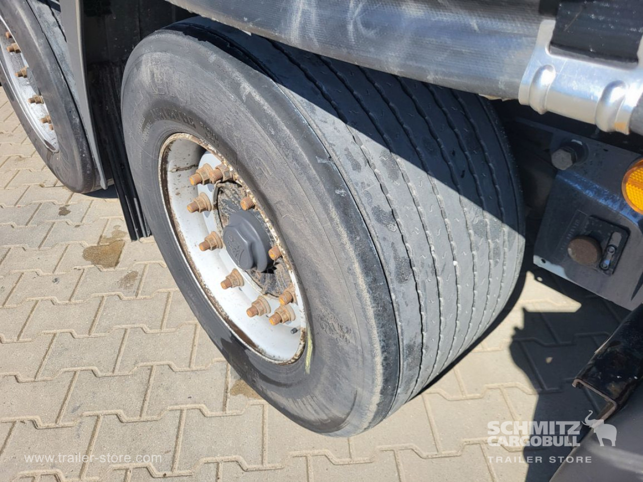 WIELTON Curtainsider Mega - Poluprikolica s ceradom: slika WIELTON Curtainsider Mega - Poluprikolica s ceradom WIELTON Curtainsider Mega - Poluprikolica s ceradom: slika WIELTON Curtainsider Mega - Poluprikolica s ceradom
