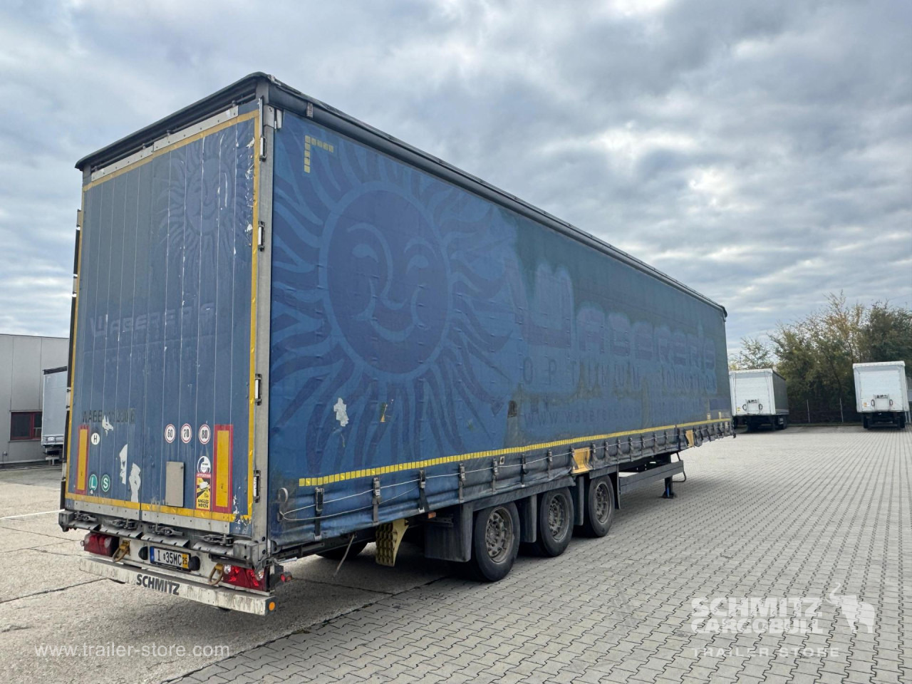 SCHMITZ Curtainsider Mega - Poluprikolica s ceradom: slika SCHMITZ Curtainsider Mega - Poluprikolica s ceradom SCHMITZ Curtainsider Mega - Poluprikolica s ceradom: slika SCHMITZ Curtainsider Mega - Poluprikolica s ceradom