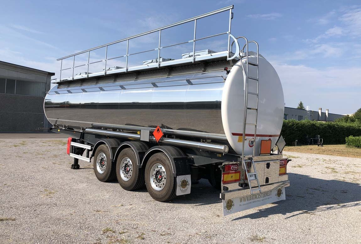 Novi Poluprikolica cisterna za prijevoz kemikalija Bata CISTERNA MODELLO CHIMICA L4BH 33.000LT NUOVA: slika Novi Poluprikolica cisterna za prijevoz kemikalija Bata CISTERNA MODELLO CHIMICA L4BH 33.000LT NUOVA