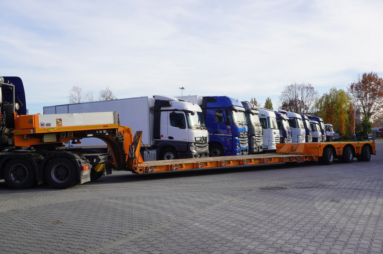 BROSHUIS 3ABD-48 61.0t TiefBet low-loader semi-trailer / 40 tons cap. / 3 steering axles / hydraulic suspension - Poluprikolica s niskim utovarivačem: slika BROSHUIS 3ABD-48 61.0t TiefBet low-loader semi-trailer / 40 tons cap. / 3 steering axles / hydraulic suspension - Poluprikolica s niskim utovarivačem BROSHUIS 3ABD-48 61.0t TiefBet low-loader semi-trailer / 40 tons cap. / 3 steering axles / hydraulic suspension - Poluprikolica s niskim utovarivačem: slika BROSHUIS 3ABD-48 61.0t TiefBet low-loader semi-trailer / 40 tons cap. / 3 steering axles / hydraulic suspension - Poluprikolica s niskim utovarivačem