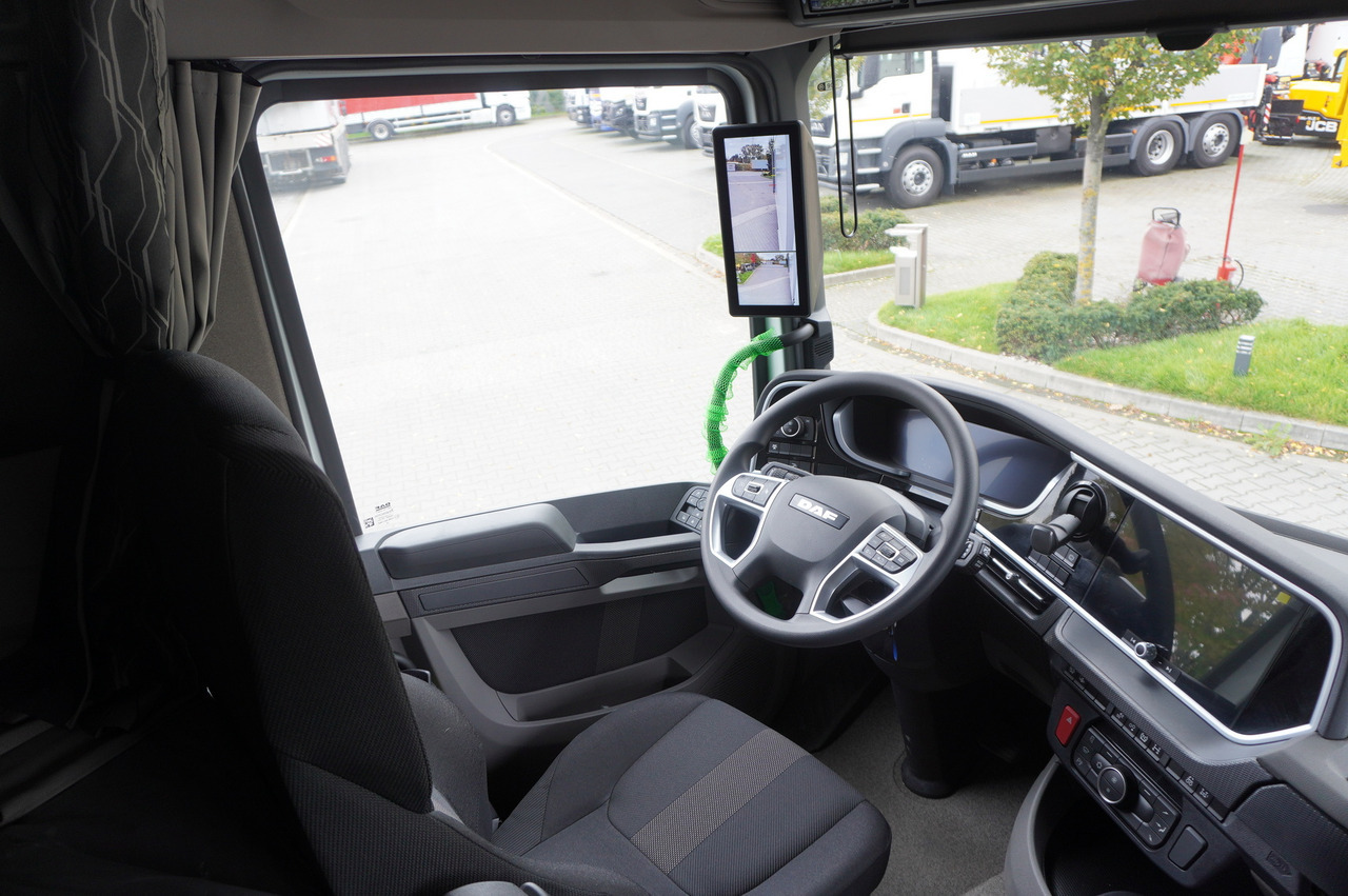 Kamion hladnjača DAF NEW DAF XF 450 6x2 / 2025 / NEW Lamberet 18 EPAL Refrigerator / Carrier Supra 850 MT / Multitemperature / No mileage: slika Kamion hladnjača DAF NEW DAF XF 450 6x2 / 2025 / NEW Lamberet 18 EPAL Refrigerator / Carrier Supra 850 MT / Multitemperature / No mileage Kamion hladnjača DAF NEW DAF XF 450 6x2 / 2025 / NEW Lamberet 18 EPAL Refrigerator / Carrier Supra 850 MT / Multitemperature / No mileage: slika Kamion hladnjača DAF NEW DAF XF 450 6x2 / 2025 / NEW Lamberet 18 EPAL Refrigerator / Carrier Supra 850 MT / Multitemperature / No mileage