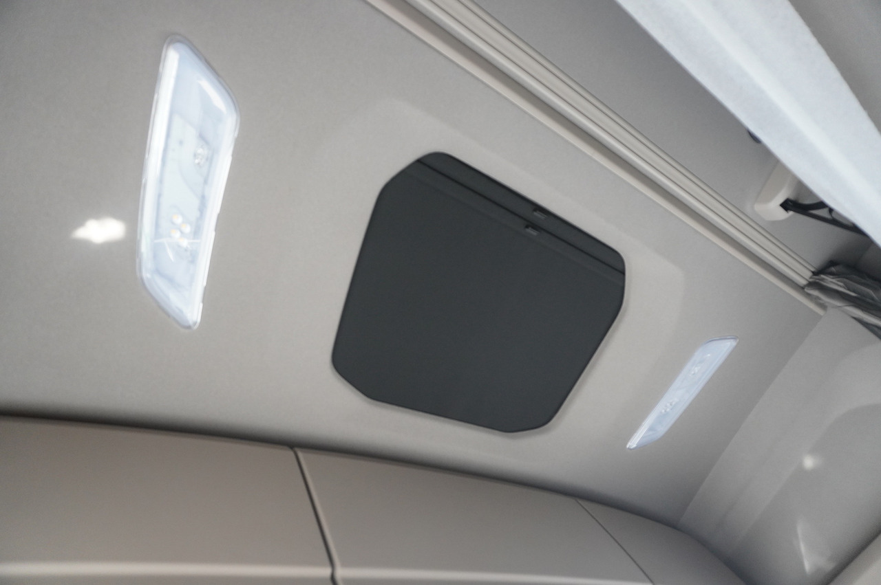 Kamion hladnjača DAF NEW DAF XF 450 6x2 / 2025 / NEW Lamberet 18 EPAL Refrigerator / Carrier Supra 850 MT / Multitemperature / No mileage: slika Kamion hladnjača DAF NEW DAF XF 450 6x2 / 2025 / NEW Lamberet 18 EPAL Refrigerator / Carrier Supra 850 MT / Multitemperature / No mileage Kamion hladnjača DAF NEW DAF XF 450 6x2 / 2025 / NEW Lamberet 18 EPAL Refrigerator / Carrier Supra 850 MT / Multitemperature / No mileage: slika Kamion hladnjača DAF NEW DAF XF 450 6x2 / 2025 / NEW Lamberet 18 EPAL Refrigerator / Carrier Supra 850 MT / Multitemperature / No mileage