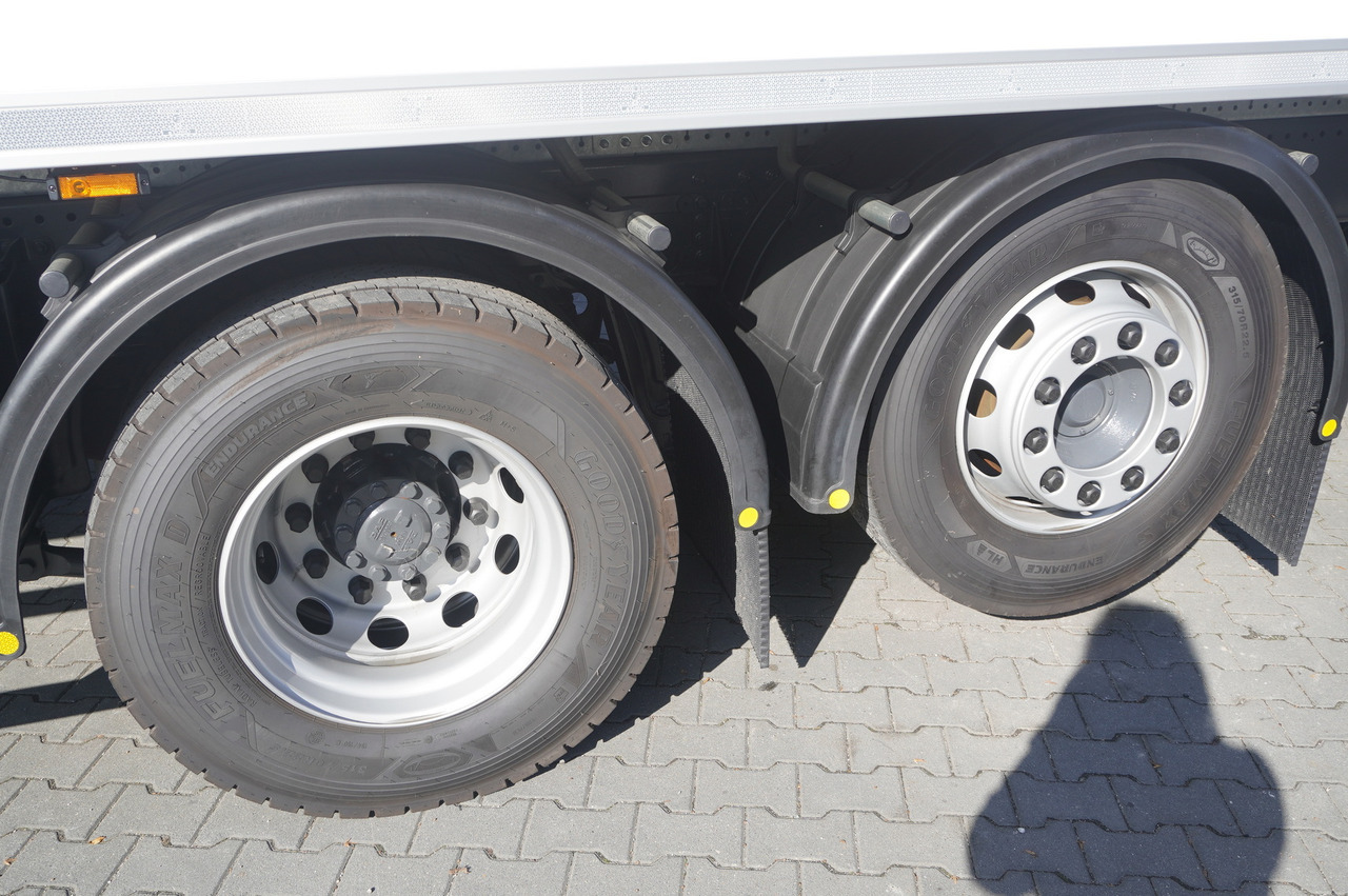 Kamion hladnjača DAF NEW DAF XF 450 6x2 / 2025 / NEW Lamberet 18 EPAL Refrigerator / Carrier Supra 850 MT / Multitemperature / No mileage: slika Kamion hladnjača DAF NEW DAF XF 450 6x2 / 2025 / NEW Lamberet 18 EPAL Refrigerator / Carrier Supra 850 MT / Multitemperature / No mileage Kamion hladnjača DAF NEW DAF XF 450 6x2 / 2025 / NEW Lamberet 18 EPAL Refrigerator / Carrier Supra 850 MT / Multitemperature / No mileage: slika Kamion hladnjača DAF NEW DAF XF 450 6x2 / 2025 / NEW Lamberet 18 EPAL Refrigerator / Carrier Supra 850 MT / Multitemperature / No mileage