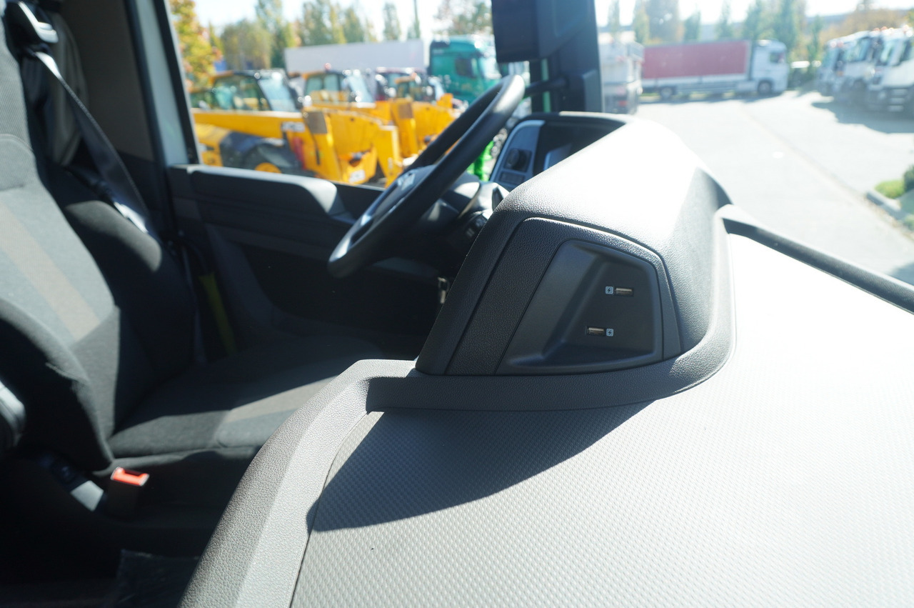 Kamion hladnjača DAF NEW DAF XF 450 6x2 / 2025 / NEW Lamberet 18 EPAL Refrigerator / Carrier Supra 850 MT / Multitemperature / No mileage: slika Kamion hladnjača DAF NEW DAF XF 450 6x2 / 2025 / NEW Lamberet 18 EPAL Refrigerator / Carrier Supra 850 MT / Multitemperature / No mileage Kamion hladnjača DAF NEW DAF XF 450 6x2 / 2025 / NEW Lamberet 18 EPAL Refrigerator / Carrier Supra 850 MT / Multitemperature / No mileage: slika Kamion hladnjača DAF NEW DAF XF 450 6x2 / 2025 / NEW Lamberet 18 EPAL Refrigerator / Carrier Supra 850 MT / Multitemperature / No mileage