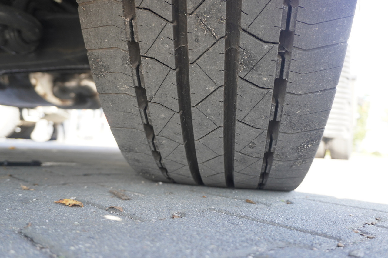 Kamion hladnjača DAF NEW DAF XF 450 6x2 / 2025 / NEW Lamberet 18 EPAL Refrigerator / Carrier Supra 850 MT / Multitemperature / No mileage: slika Kamion hladnjača DAF NEW DAF XF 450 6x2 / 2025 / NEW Lamberet 18 EPAL Refrigerator / Carrier Supra 850 MT / Multitemperature / No mileage Kamion hladnjača DAF NEW DAF XF 450 6x2 / 2025 / NEW Lamberet 18 EPAL Refrigerator / Carrier Supra 850 MT / Multitemperature / No mileage: slika Kamion hladnjača DAF NEW DAF XF 450 6x2 / 2025 / NEW Lamberet 18 EPAL Refrigerator / Carrier Supra 850 MT / Multitemperature / No mileage