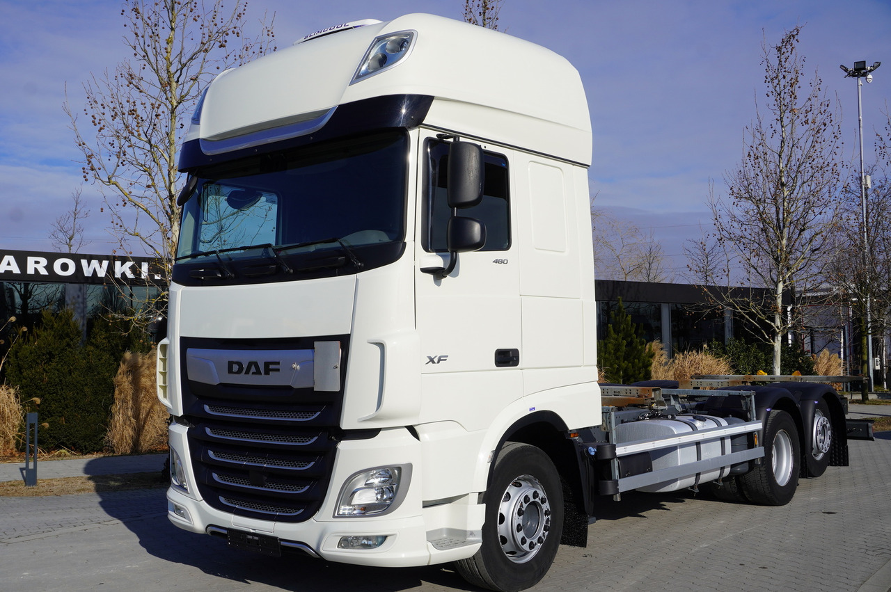 DAF XF 480 SSC / 6x2 / BDF / standard / 380 tho.km - Kamion-šasija: slika DAF XF 480 SSC / 6x2 / BDF / standard / 380 tho.km - Kamion-šasija DAF XF 480 SSC / 6x2 / BDF / standard / 380 tho.km - Kamion-šasija: slika DAF XF 480 SSC / 6x2 / BDF / standard / 380 tho.km - Kamion-šasija