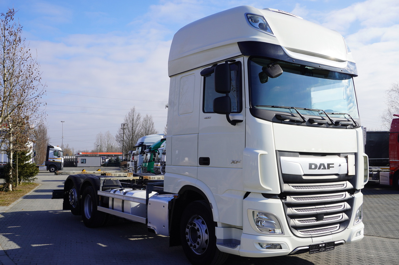 DAF XF 480 SSC / 6x2 / BDF / standard / 380 tho.km - Kamion-šasija: slika DAF XF 480 SSC / 6x2 / BDF / standard / 380 tho.km - Kamion-šasija DAF XF 480 SSC / 6x2 / BDF / standard / 380 tho.km - Kamion-šasija: slika DAF XF 480 SSC / 6x2 / BDF / standard / 380 tho.km - Kamion-šasija