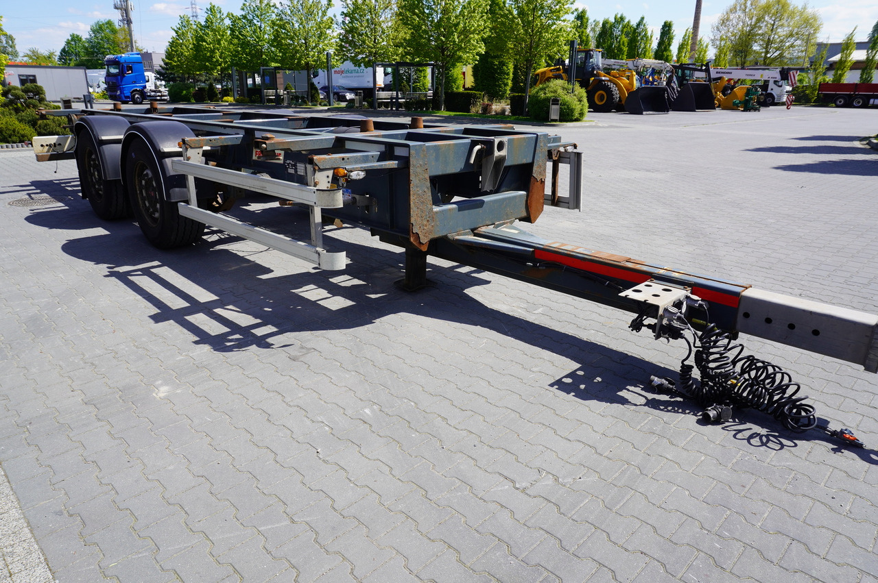 FRUEHAUF BDF / 18 t - Prikolica-šasija: slika FRUEHAUF BDF / 18 t - Prikolica-šasija FRUEHAUF BDF / 18 t - Prikolica-šasija: slika FRUEHAUF BDF / 18 t - Prikolica-šasija