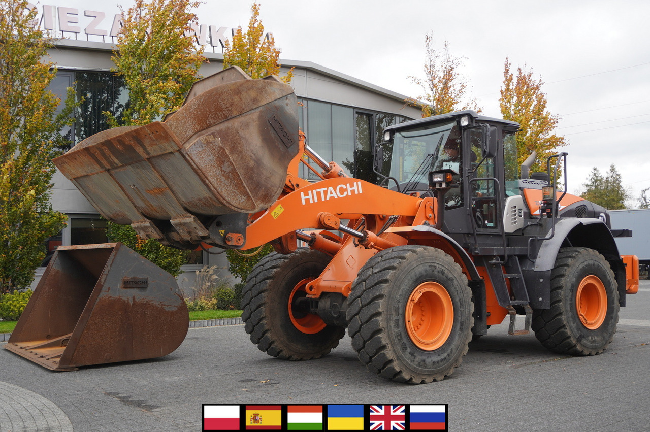 HITACHI ZW220 articulated loader / 2 buckets - Utovarivač na kotačima: slika HITACHI ZW220 articulated loader / 2 buckets - Utovarivač na kotačima HITACHI ZW220 articulated loader / 2 buckets - Utovarivač na kotačima: slika HITACHI ZW220 articulated loader / 2 buckets - Utovarivač na kotačima