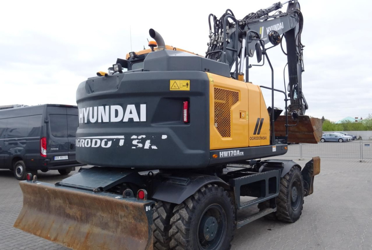 HYUNDAI HW170 ACR wheel excavator / 2000 MTH / 2022 / A/C - Bager na kotačima: slika HYUNDAI HW170 ACR wheel excavator / 2000 MTH / 2022 / A/C - Bager na kotačima HYUNDAI HW170 ACR wheel excavator / 2000 MTH / 2022 / A/C - Bager na kotačima: slika HYUNDAI HW170 ACR wheel excavator / 2000 MTH / 2022 / A/C - Bager na kotačima