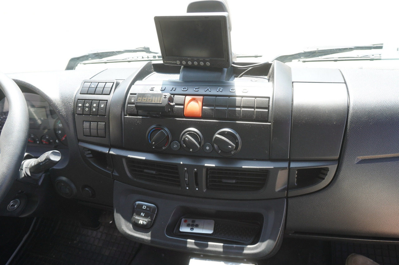 Kamion hladnjača IVECO Eurocargo 100-190 4x2 E6 / Refrigerator / Dhollandia 1.5 T: slika Kamion hladnjača IVECO Eurocargo 100-190 4x2 E6 / Refrigerator / Dhollandia 1.5 T