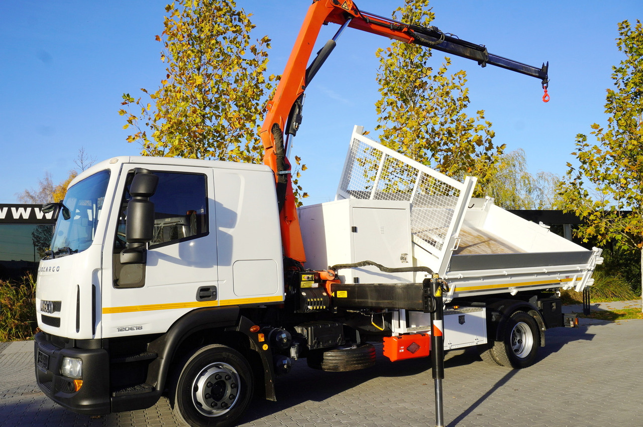 IVECO Eurocargo 120E18 Crane Palfinger / 3-way tipper / sleeper cab - Kiper, Kamion s kranom: slika IVECO Eurocargo 120E18 Crane Palfinger / 3-way tipper / sleeper cab - Kiper, Kamion s kranom IVECO Eurocargo 120E18 Crane Palfinger / 3-way tipper / sleeper cab - Kiper, Kamion s kranom: slika IVECO Eurocargo 120E18 Crane Palfinger / 3-way tipper / sleeper cab - Kiper, Kamion s kranom