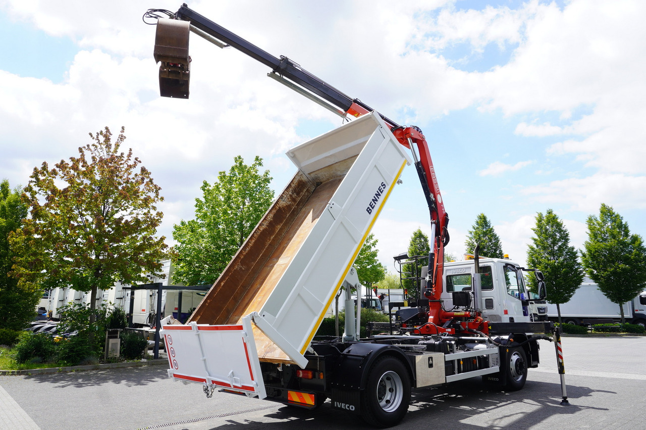 IVECO Eurocargo 160E22 EEV Dump truck / Bortmatic / Crane FASSI F95A.0.22 - Kamion s kranom: slika IVECO Eurocargo 160E22 EEV Dump truck / Bortmatic / Crane FASSI F95A.0.22 - Kamion s kranom IVECO Eurocargo 160E22 EEV Dump truck / Bortmatic / Crane FASSI F95A.0.22 - Kamion s kranom: slika IVECO Eurocargo 160E22 EEV Dump truck / Bortmatic / Crane FASSI F95A.0.22 - Kamion s kranom