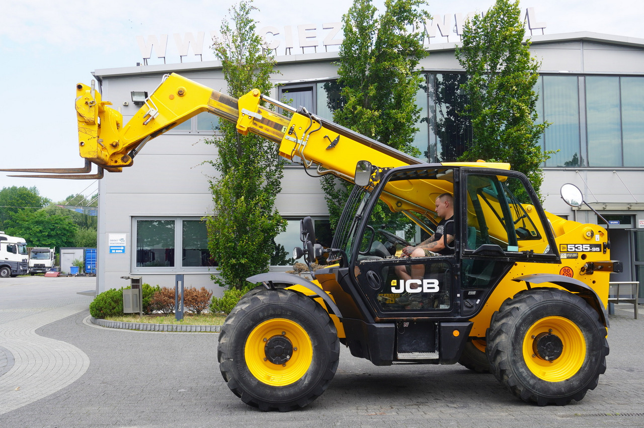 JCB 535-95 / 3.5 T / range 9.5 m / joystick / 2021 - Teleskopski utovarivač na kotačima: slika JCB 535-95 / 3.5 T / range 9.5 m / joystick / 2021 - Teleskopski utovarivač na kotačima JCB 535-95 / 3.5 T / range 9.5 m / joystick / 2021 - Teleskopski utovarivač na kotačima: slika JCB 535-95 / 3.5 T / range 9.5 m / joystick / 2021 - Teleskopski utovarivač na kotačima