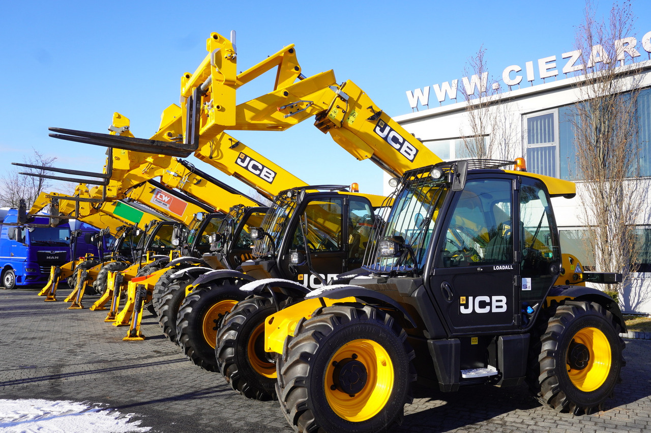 JCB 540-200 Telescopic Loader / 20m / joystick - Utovarivač na kotačima: slika JCB 540-200 Telescopic Loader / 20m / joystick - Utovarivač na kotačima JCB 540-200 Telescopic Loader / 20m / joystick - Utovarivač na kotačima: slika JCB 540-200 Telescopic Loader / 20m / joystick - Utovarivač na kotačima