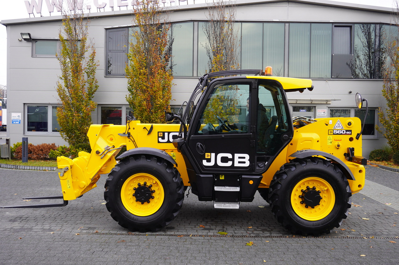 JCB 560-80 / 6 ton lifting capacity / power 146 HP - Utovarivač na kotačima: slika JCB 560-80 / 6 ton lifting capacity / power 146 HP - Utovarivač na kotačima JCB 560-80 / 6 ton lifting capacity / power 146 HP - Utovarivač na kotačima: slika JCB 560-80 / 6 ton lifting capacity / power 146 HP - Utovarivač na kotačima