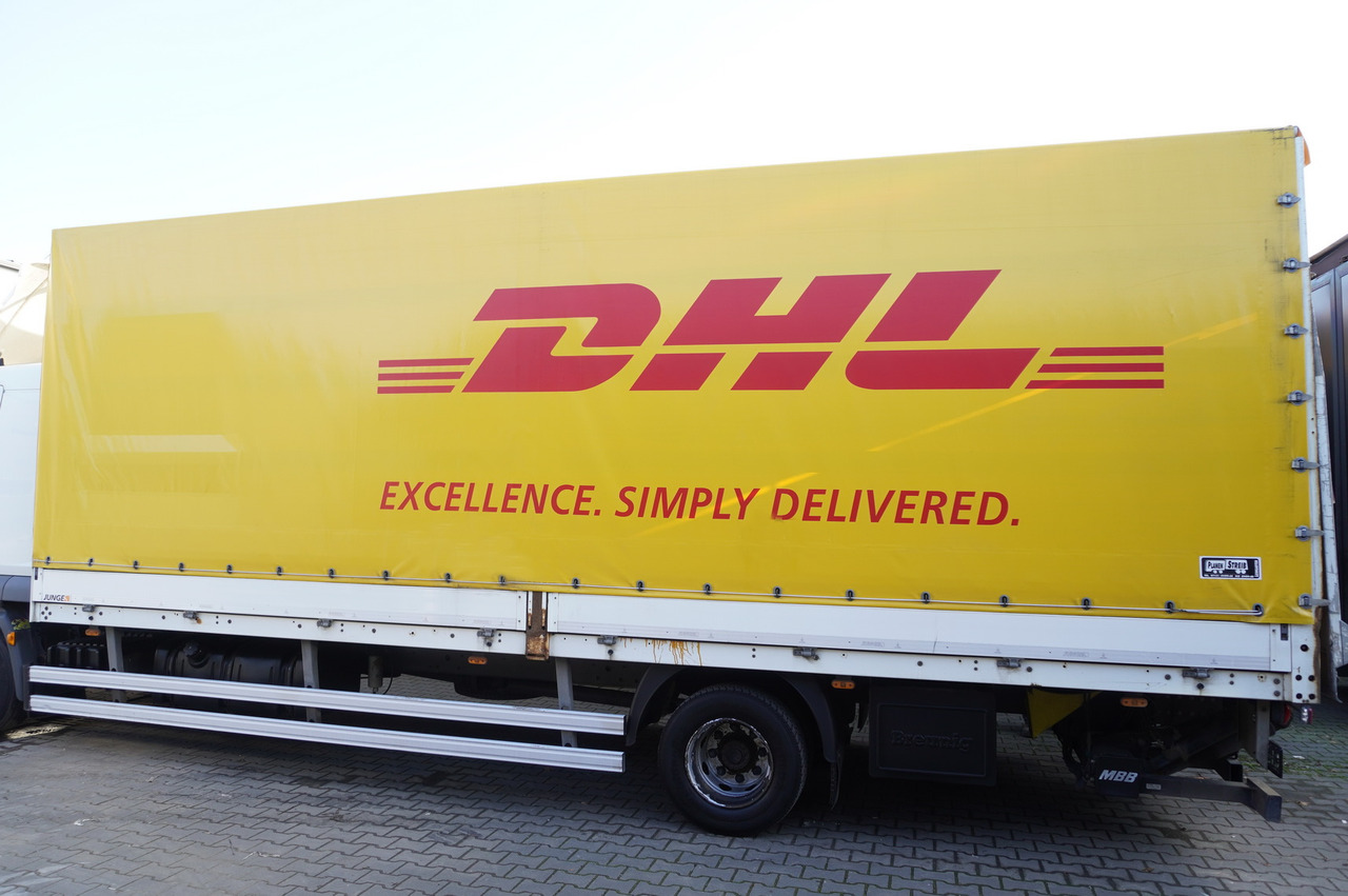 JUNGE Body Tarpaulin JUNGE / 18 Europallets / 2015 - Izmjenjivi sanduk s bočnom kliznom ceradom: slika JUNGE Body Tarpaulin JUNGE / 18 Europallets / 2015 - Izmjenjivi sanduk s bočnom kliznom ceradom JUNGE Body Tarpaulin JUNGE / 18 Europallets / 2015 - Izmjenjivi sanduk s bočnom kliznom ceradom: slika JUNGE Body Tarpaulin JUNGE / 18 Europallets / 2015 - Izmjenjivi sanduk s bočnom kliznom ceradom