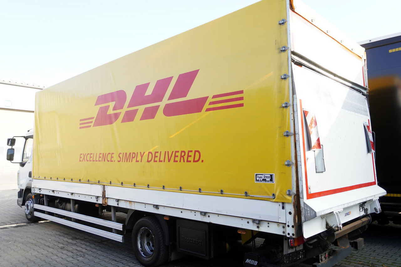 JUNGE Body Tarpaulin JUNGE / 18 Europallets / 2015 - Izmjenjivi sanduk s bočnom kliznom ceradom: slika JUNGE Body Tarpaulin JUNGE / 18 Europallets / 2015 - Izmjenjivi sanduk s bočnom kliznom ceradom JUNGE Body Tarpaulin JUNGE / 18 Europallets / 2015 - Izmjenjivi sanduk s bočnom kliznom ceradom: slika JUNGE Body Tarpaulin JUNGE / 18 Europallets / 2015 - Izmjenjivi sanduk s bočnom kliznom ceradom