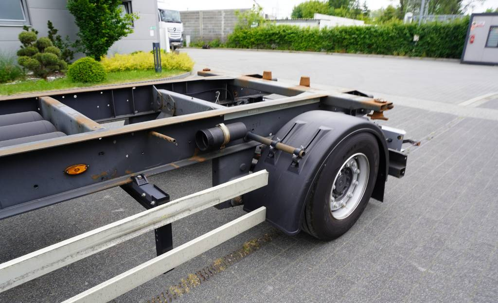 Transporter kontejnera/ Prikolica s izmjenjivim sanducima KOGEL BDF Low Deck Mega trailer: slika Transporter kontejnera/ Prikolica s izmjenjivim sanducima KOGEL BDF Low Deck Mega trailer Transporter kontejnera/ Prikolica s izmjenjivim sanducima KOGEL BDF Low Deck Mega trailer: slika Transporter kontejnera/ Prikolica s izmjenjivim sanducima KOGEL BDF Low Deck Mega trailer