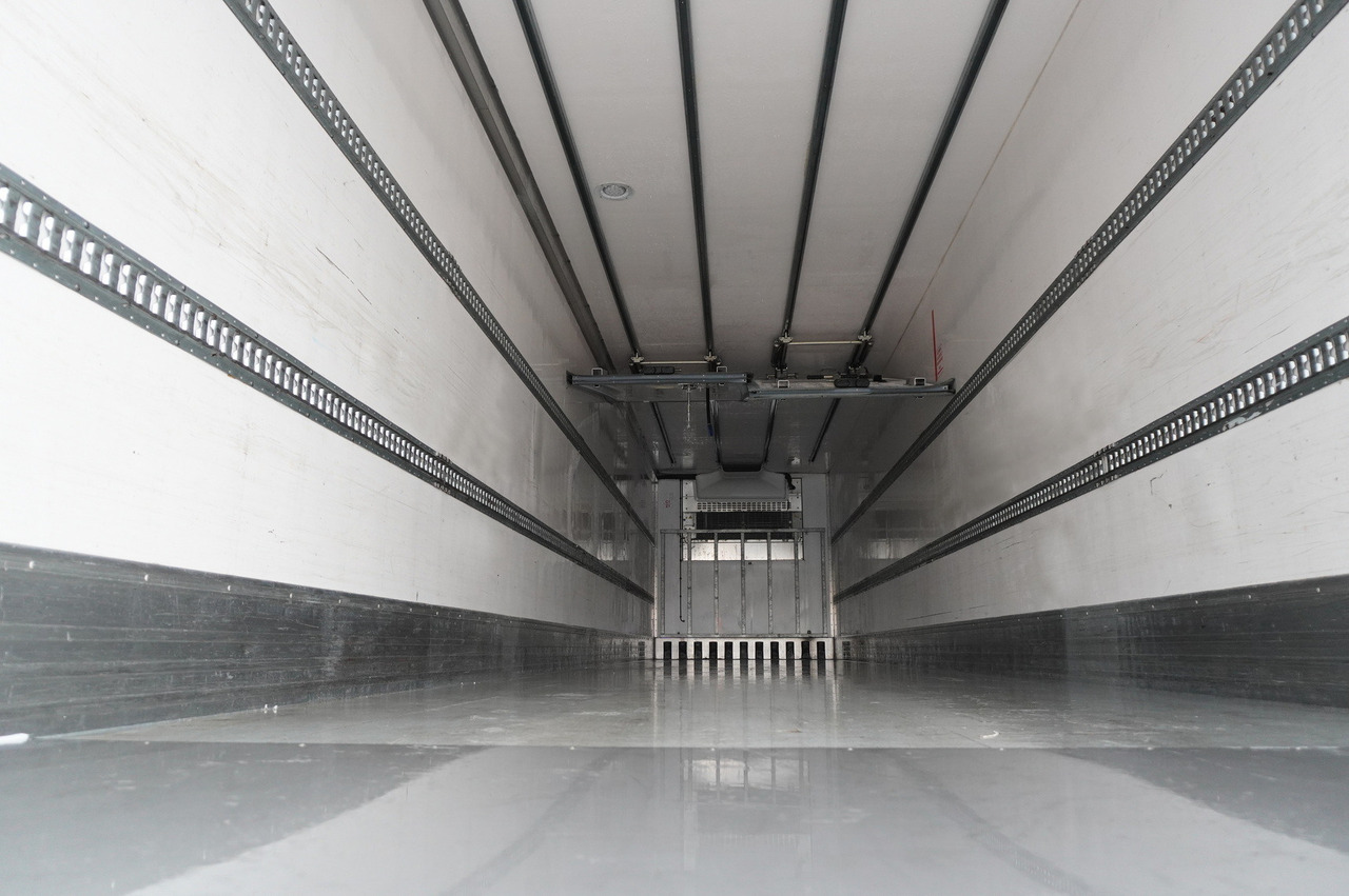 LAMBERET refrigerated semi-trailer / Carrier Vector 1950 MT (multitemp) / Dhollandia tail lift 2500 kg - Poluprikolica hladnjača: slika LAMBERET refrigerated semi-trailer / Carrier Vector 1950 MT (multitemp) / Dhollandia tail lift 2500 kg - Poluprikolica hladnjača LAMBERET refrigerated semi-trailer / Carrier Vector 1950 MT (multitemp) / Dhollandia tail lift 2500 kg - Poluprikolica hladnjača: slika LAMBERET refrigerated semi-trailer / Carrier Vector 1950 MT (multitemp) / Dhollandia tail lift 2500 kg - Poluprikolica hladnjača