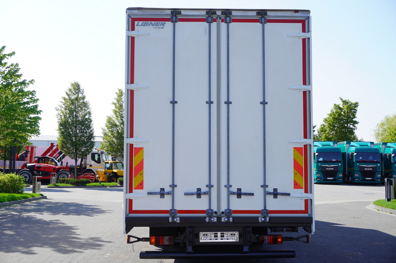 MAN TGL 12.190 / Curtainsider 19 EPAL / Sleeper cab - Kamion s ceradom: slika MAN TGL 12.190 / Curtainsider 19 EPAL / Sleeper cab - Kamion s ceradom MAN TGL 12.190 / Curtainsider 19 EPAL / Sleeper cab - Kamion s ceradom: slika MAN TGL 12.190 / Curtainsider 19 EPAL / Sleeper cab - Kamion s ceradom