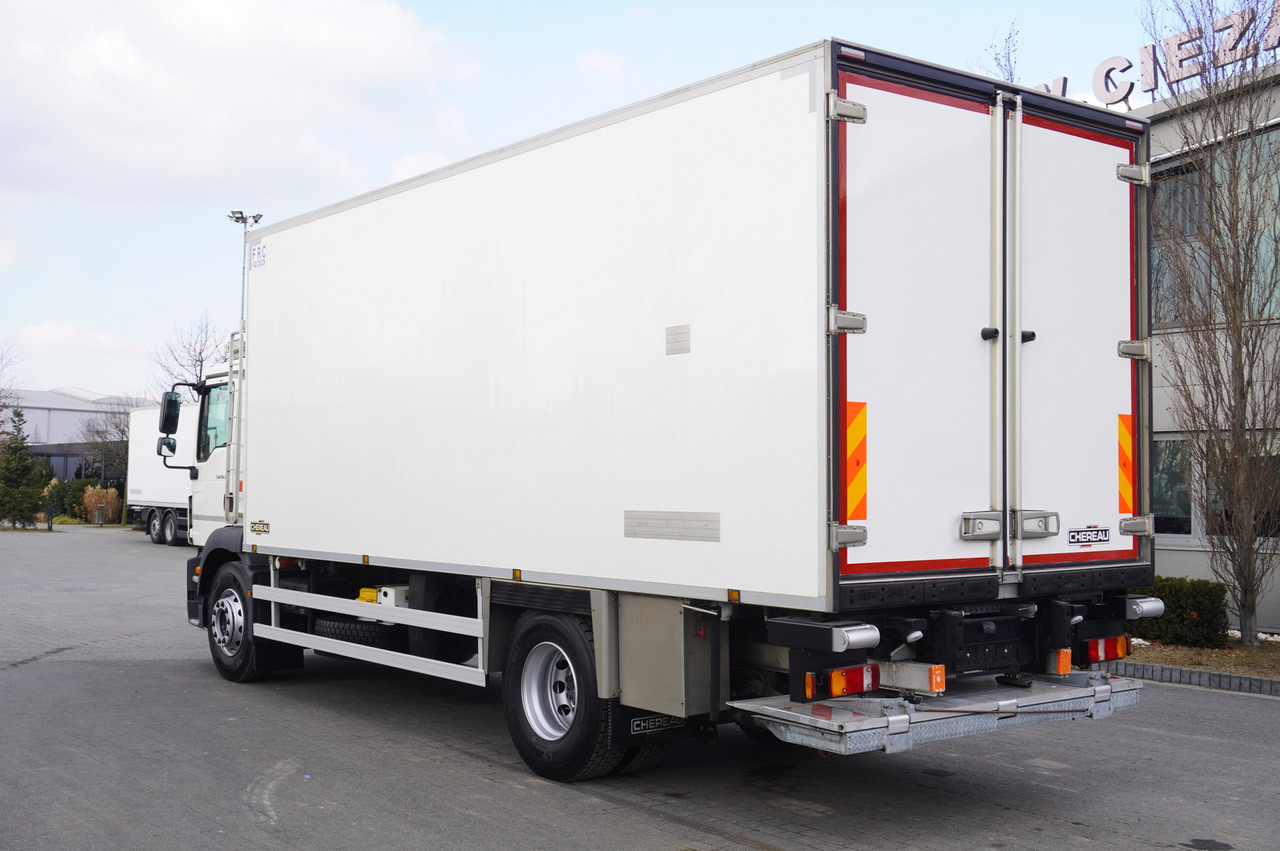 MAN TGM 18.320 / CHEREAU meat hook refrigerator / Carcass elevator - Kamion hladnjača: slika MAN TGM 18.320 / CHEREAU meat hook refrigerator / Carcass elevator - Kamion hladnjača MAN TGM 18.320 / CHEREAU meat hook refrigerator / Carcass elevator - Kamion hladnjača: slika MAN TGM 18.320 / CHEREAU meat hook refrigerator / Carcass elevator - Kamion hladnjača