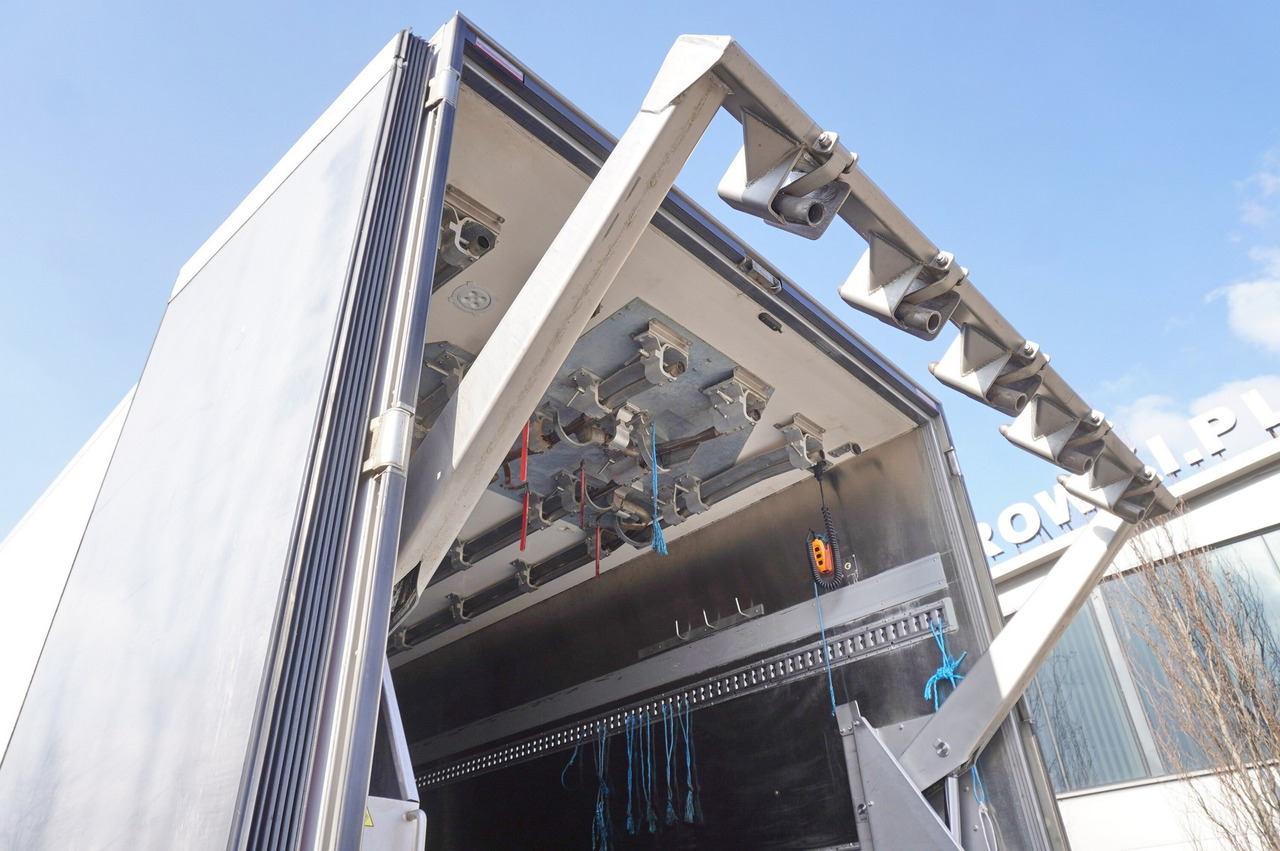 MAN TGM 18.320 / CHEREAU meat hook refrigerator / Carcass elevator - Kamion hladnjača: slika MAN TGM 18.320 / CHEREAU meat hook refrigerator / Carcass elevator - Kamion hladnjača MAN TGM 18.320 / CHEREAU meat hook refrigerator / Carcass elevator - Kamion hladnjača: slika MAN TGM 18.320 / CHEREAU meat hook refrigerator / Carcass elevator - Kamion hladnjača