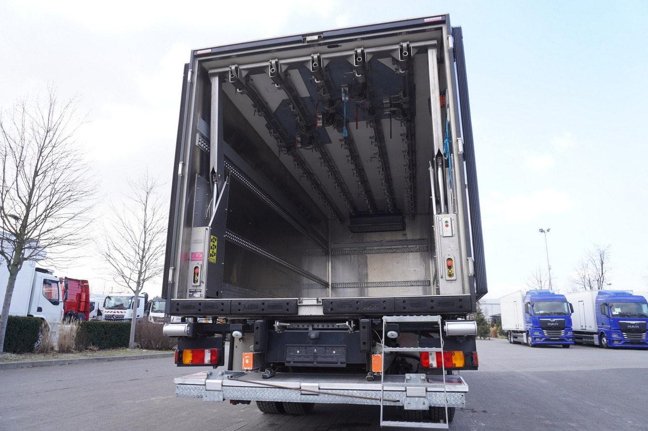Kamion hladnjača za prijevoz mesa MAN TGM 18.320 / CHEREAU meat hook refrigerator / Carcass elevator: slika Kamion hladnjača za prijevoz mesa MAN TGM 18.320 / CHEREAU meat hook refrigerator / Carcass elevator