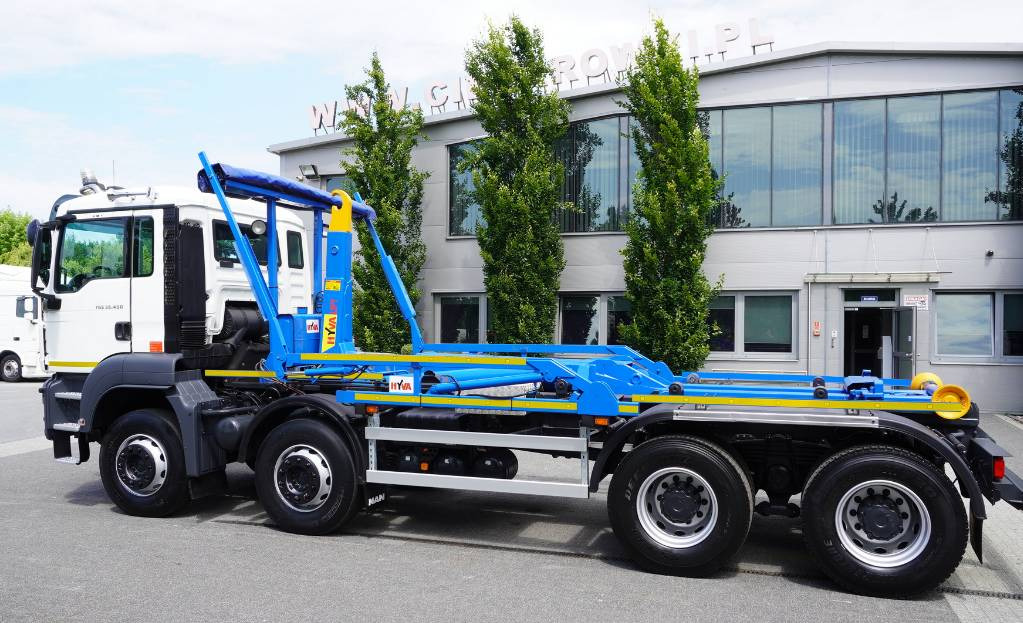 MAN TGS 35.400 8×4 HYVA LIFT 32.56 SE hooklift - Kamion s kukastom dizalicom: slika MAN TGS 35.400 8×4 HYVA LIFT 32.56 SE hooklift - Kamion s kukastom dizalicom MAN TGS 35.400 8×4 HYVA LIFT 32.56 SE hooklift - Kamion s kukastom dizalicom: slika MAN TGS 35.400 8×4 HYVA LIFT 32.56 SE hooklift - Kamion s kukastom dizalicom