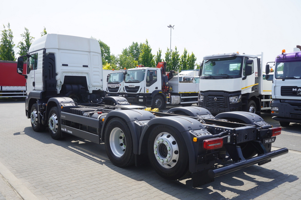 MAN TGS 35.420 8x2 / Chassis 6.4 m / 3 steered axles - Kamion-šasija: slika MAN TGS 35.420 8x2 / Chassis 6.4 m / 3 steered axles - Kamion-šasija MAN TGS 35.420 8x2 / Chassis 6.4 m / 3 steered axles - Kamion-šasija: slika MAN TGS 35.420 8x2 / Chassis 6.4 m / 3 steered axles - Kamion-šasija