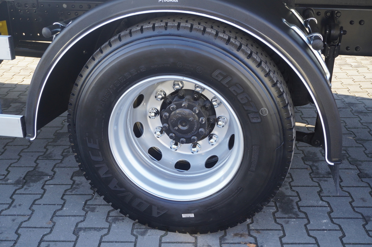 Kamion hladnjača MAN TGX 18.430 E6 / Meyer 19 EPAL refrigerator / Sleeper cab: slika Kamion hladnjača MAN TGX 18.430 E6 / Meyer 19 EPAL refrigerator / Sleeper cab Kamion hladnjača MAN TGX 18.430 E6 / Meyer 19 EPAL refrigerator / Sleeper cab: slika Kamion hladnjača MAN TGX 18.430 E6 / Meyer 19 EPAL refrigerator / Sleeper cab