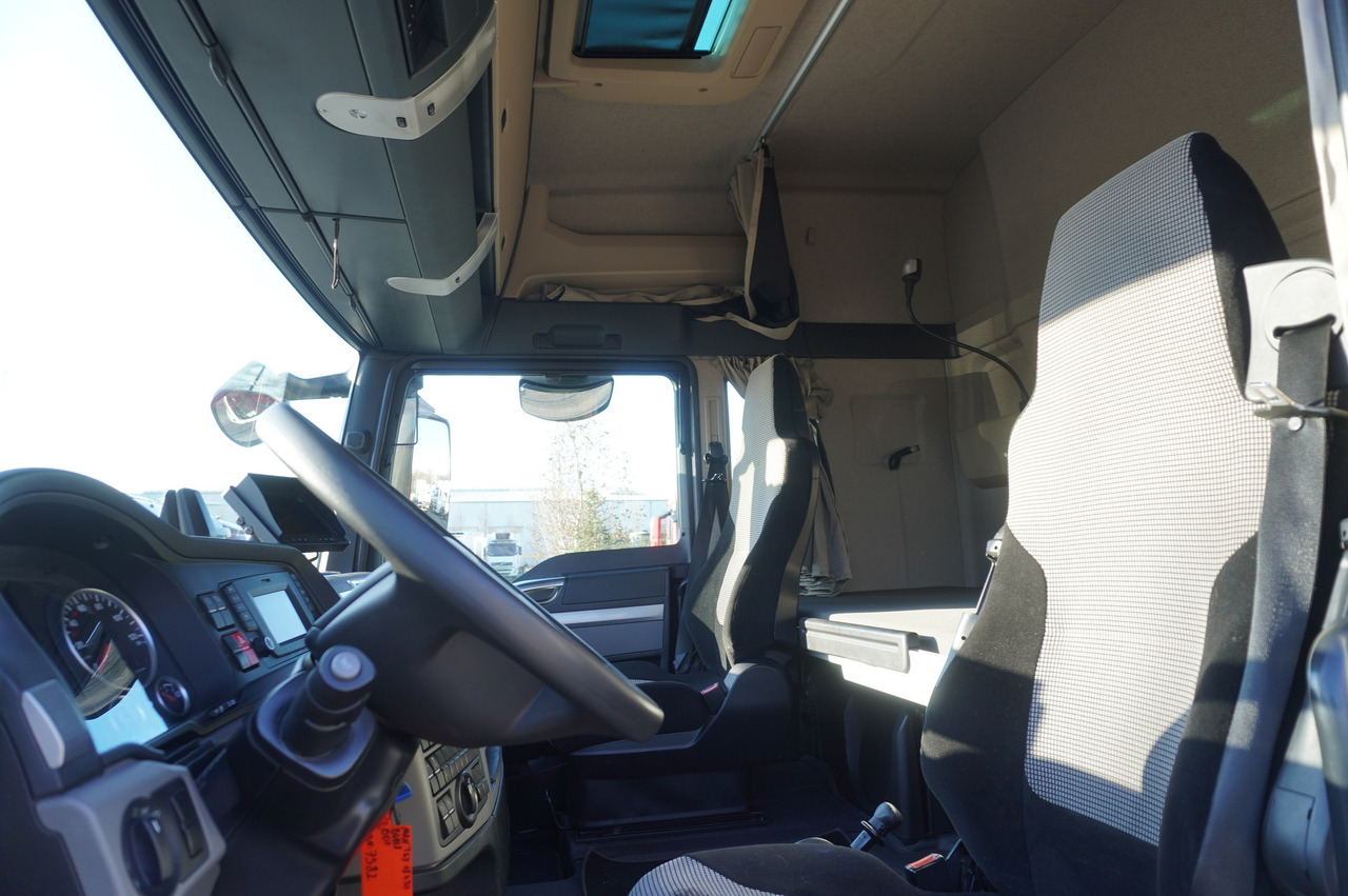 Kamion hladnjača MAN TGX 18.430 E6 / Meyer 19 EPAL refrigerator / Sleeper cab: slika Kamion hladnjača MAN TGX 18.430 E6 / Meyer 19 EPAL refrigerator / Sleeper cab Kamion hladnjača MAN TGX 18.430 E6 / Meyer 19 EPAL refrigerator / Sleeper cab: slika Kamion hladnjača MAN TGX 18.430 E6 / Meyer 19 EPAL refrigerator / Sleeper cab