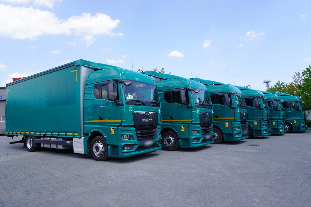 MAN TGX 18.470 / 2022 / Curtainsider 19 EPAL / Retarder / 15 units - Kamion s ceradom: slika MAN TGX 18.470 / 2022 / Curtainsider 19 EPAL / Retarder / 15 units - Kamion s ceradom MAN TGX 18.470 / 2022 / Curtainsider 19 EPAL / Retarder / 15 units - Kamion s ceradom: slika MAN TGX 18.470 / 2022 / Curtainsider 19 EPAL / Retarder / 15 units - Kamion s ceradom