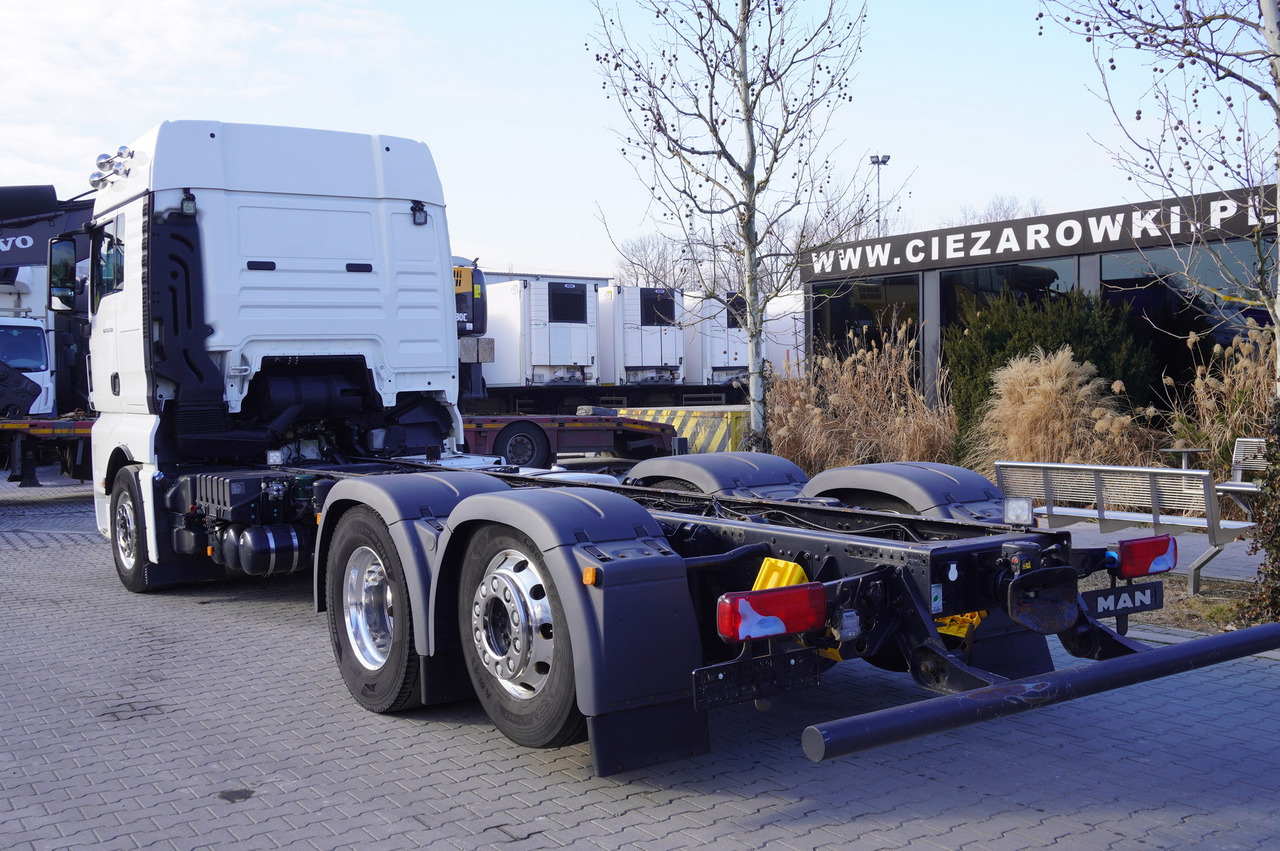MAN TGX 26,500 / 500 HP / steering 3rd axle / 20 t cap. / Chassis 6.5 m - Kamion-šasija: slika MAN TGX 26,500 / 500 HP / steering 3rd axle / 20 t cap. / Chassis 6.5 m - Kamion-šasija MAN TGX 26,500 / 500 HP / steering 3rd axle / 20 t cap. / Chassis 6.5 m - Kamion-šasija: slika MAN TGX 26,500 / 500 HP / steering 3rd axle / 20 t cap. / Chassis 6.5 m - Kamion-šasija
