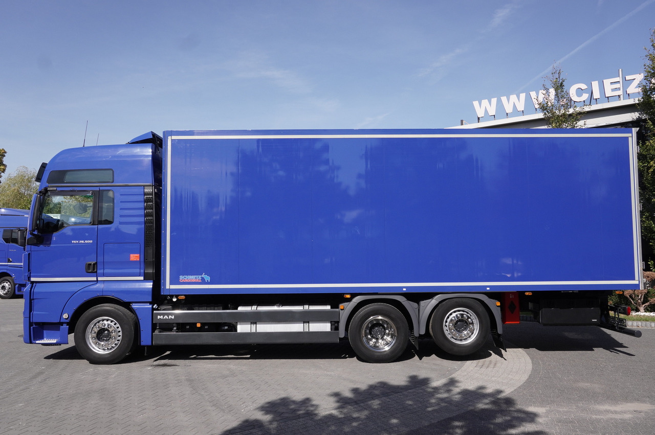 MAN TGX 26.500 E6 XXL / Schmitz 19 pallets / Thermoking / steering axle - Kamion hladnjača: slika MAN TGX 26.500 E6 XXL / Schmitz 19 pallets / Thermoking / steering axle - Kamion hladnjača MAN TGX 26.500 E6 XXL / Schmitz 19 pallets / Thermoking / steering axle - Kamion hladnjača: slika MAN TGX 26.500 E6 XXL / Schmitz 19 pallets / Thermoking / steering axle - Kamion hladnjača