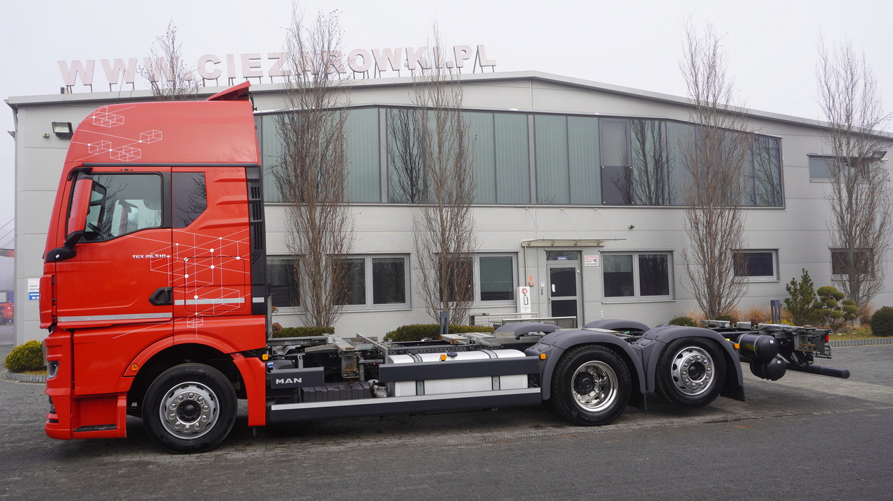 MAN TGX 26.510 / 2023 / 510 HP / BDF - Transporter kontejnera/ Kamion s izmjenjivim sanducima: slika MAN TGX 26.510 / 2023 / 510 HP / BDF - Transporter kontejnera/ Kamion s izmjenjivim sanducima MAN TGX 26.510 / 2023 / 510 HP / BDF - Transporter kontejnera/ Kamion s izmjenjivim sanducima: slika MAN TGX 26.510 / 2023 / 510 HP / BDF - Transporter kontejnera/ Kamion s izmjenjivim sanducima