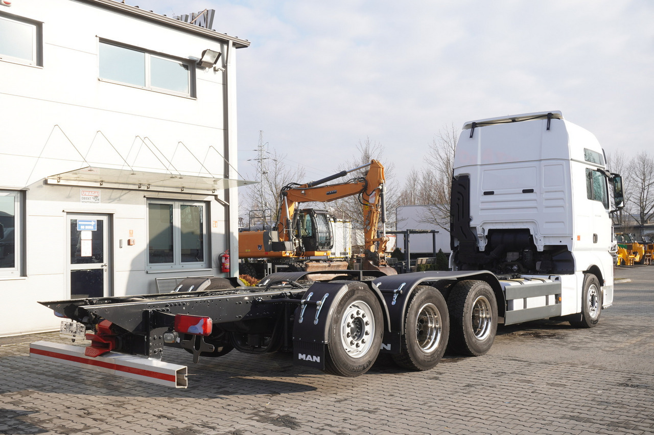 MAN TGX 35.580 E6 8x4/4 - 8.8m chassis frame - Kamion s kranom: slika MAN TGX 35.580 E6 8x4/4 - 8.8m chassis frame - Kamion s kranom MAN TGX 35.580 E6 8x4/4 - 8.8m chassis frame - Kamion s kranom: slika MAN TGX 35.580 E6 8x4/4 - 8.8m chassis frame - Kamion s kranom