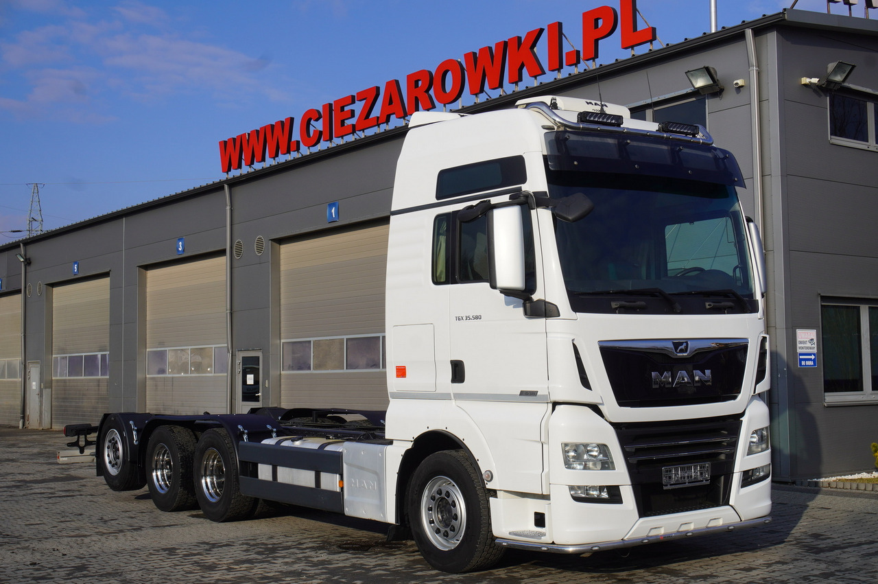 MAN TGX 35.580 E6 8x4/4 - 8.8m chassis frame - Kamion s kranom: slika MAN TGX 35.580 E6 8x4/4 - 8.8m chassis frame - Kamion s kranom MAN TGX 35.580 E6 8x4/4 - 8.8m chassis frame - Kamion s kranom: slika MAN TGX 35.580 E6 8x4/4 - 8.8m chassis frame - Kamion s kranom