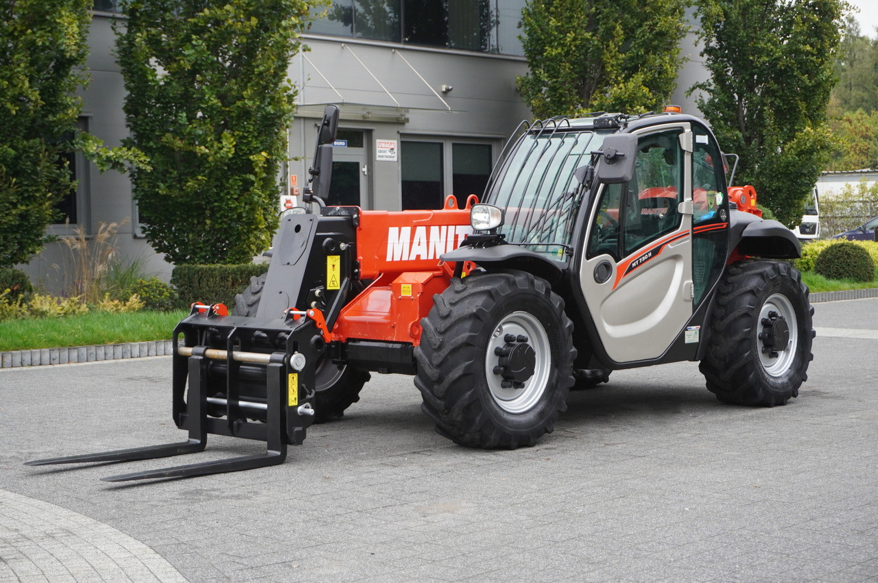 MANITOU MT 730 H / 7 m reach / 3 t / height 190 cm / 2900 MTH! / Joystick - Teleskopski utovarivač na kotačima: slika MANITOU MT 730 H / 7 m reach / 3 t / height 190 cm / 2900 MTH! / Joystick - Teleskopski utovarivač na kotačima MANITOU MT 730 H / 7 m reach / 3 t / height 190 cm / 2900 MTH! / Joystick - Teleskopski utovarivač na kotačima: slika MANITOU MT 730 H / 7 m reach / 3 t / height 190 cm / 2900 MTH! / Joystick - Teleskopski utovarivač na kotačima