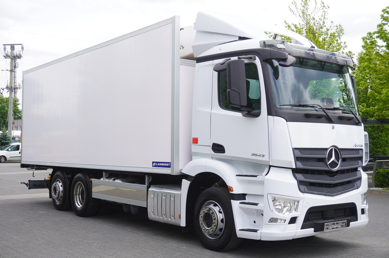 MERCEDES-BENZ 2543 / NEW Lamberet refrigerator/ 160 tho. km / steered 3rd axle - Kamion hladnjača: slika MERCEDES-BENZ 2543 / NEW Lamberet refrigerator/ 160 tho. km / steered 3rd axle - Kamion hladnjača MERCEDES-BENZ 2543 / NEW Lamberet refrigerator/ 160 tho. km / steered 3rd axle - Kamion hladnjača: slika MERCEDES-BENZ 2543 / NEW Lamberet refrigerator/ 160 tho. km / steered 3rd axle - Kamion hladnjača