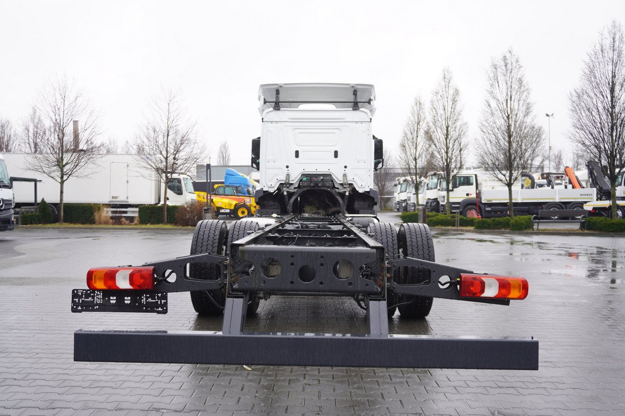 MERCEDES-BENZ Actros 1824 / 9.1 m chassis / sleeping cabin - Kamion-šasija: slika MERCEDES-BENZ Actros 1824 / 9.1 m chassis / sleeping cabin - Kamion-šasija MERCEDES-BENZ Actros 1824 / 9.1 m chassis / sleeping cabin - Kamion-šasija: slika MERCEDES-BENZ Actros 1824 / 9.1 m chassis / sleeping cabin - Kamion-šasija