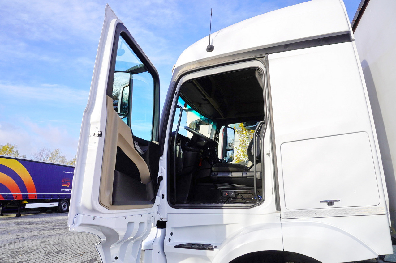 MERCEDES-BENZ Actros 1835 E6 4×2 / Curtainsider 21 pallets / tail lift 1.5t - Kamion s ceradom: slika MERCEDES-BENZ Actros 1835 E6 4×2 / Curtainsider 21 pallets / tail lift 1.5t - Kamion s ceradom MERCEDES-BENZ Actros 1835 E6 4×2 / Curtainsider 21 pallets / tail lift 1.5t - Kamion s ceradom: slika MERCEDES-BENZ Actros 1835 E6 4×2 / Curtainsider 21 pallets / tail lift 1.5t - Kamion s ceradom