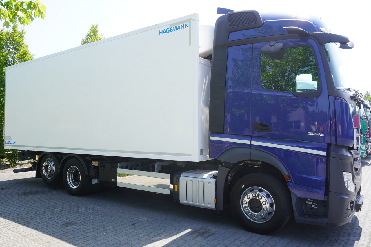 MERCEDES-BENZ Actros 2545 / 2021 / Hagemann refrigerator Multitemperature - Kamion hladnjača: slika MERCEDES-BENZ Actros 2545 / 2021 / Hagemann refrigerator Multitemperature - Kamion hladnjača MERCEDES-BENZ Actros 2545 / 2021 / Hagemann refrigerator Multitemperature - Kamion hladnjača: slika MERCEDES-BENZ Actros 2545 / 2021 / Hagemann refrigerator Multitemperature - Kamion hladnjača