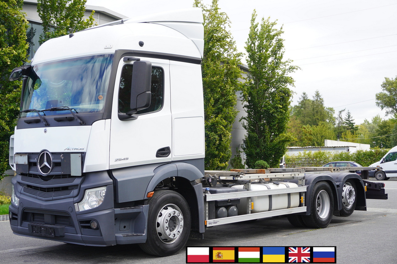 MERCEDES-BENZ Actros 2545 6×2 MP5 / Full ADR / 2 units - Transporter kontejnera/ Kamion s izmjenjivim sanducima: slika MERCEDES-BENZ Actros 2545 6×2 MP5 / Full ADR / 2 units - Transporter kontejnera/ Kamion s izmjenjivim sanducima MERCEDES-BENZ Actros 2545 6×2 MP5 / Full ADR / 2 units - Transporter kontejnera/ Kamion s izmjenjivim sanducima: slika MERCEDES-BENZ Actros 2545 6×2 MP5 / Full ADR / 2 units - Transporter kontejnera/ Kamion s izmjenjivim sanducima