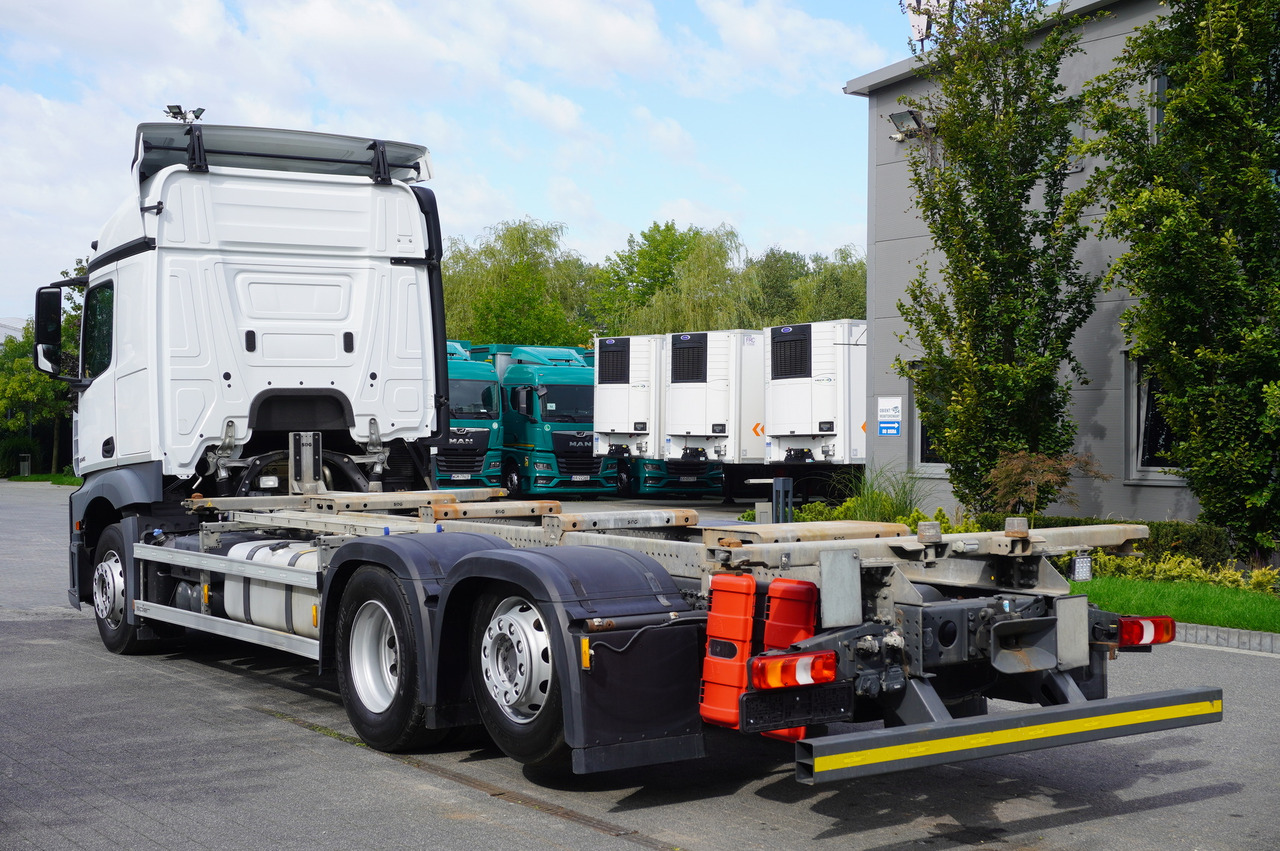 MERCEDES-BENZ Actros 2545 6×2 MP5 / Full ADR / 2 units - Transporter kontejnera/ Kamion s izmjenjivim sanducima: slika MERCEDES-BENZ Actros 2545 6×2 MP5 / Full ADR / 2 units - Transporter kontejnera/ Kamion s izmjenjivim sanducima MERCEDES-BENZ Actros 2545 6×2 MP5 / Full ADR / 2 units - Transporter kontejnera/ Kamion s izmjenjivim sanducima: slika MERCEDES-BENZ Actros 2545 6×2 MP5 / Full ADR / 2 units - Transporter kontejnera/ Kamion s izmjenjivim sanducima