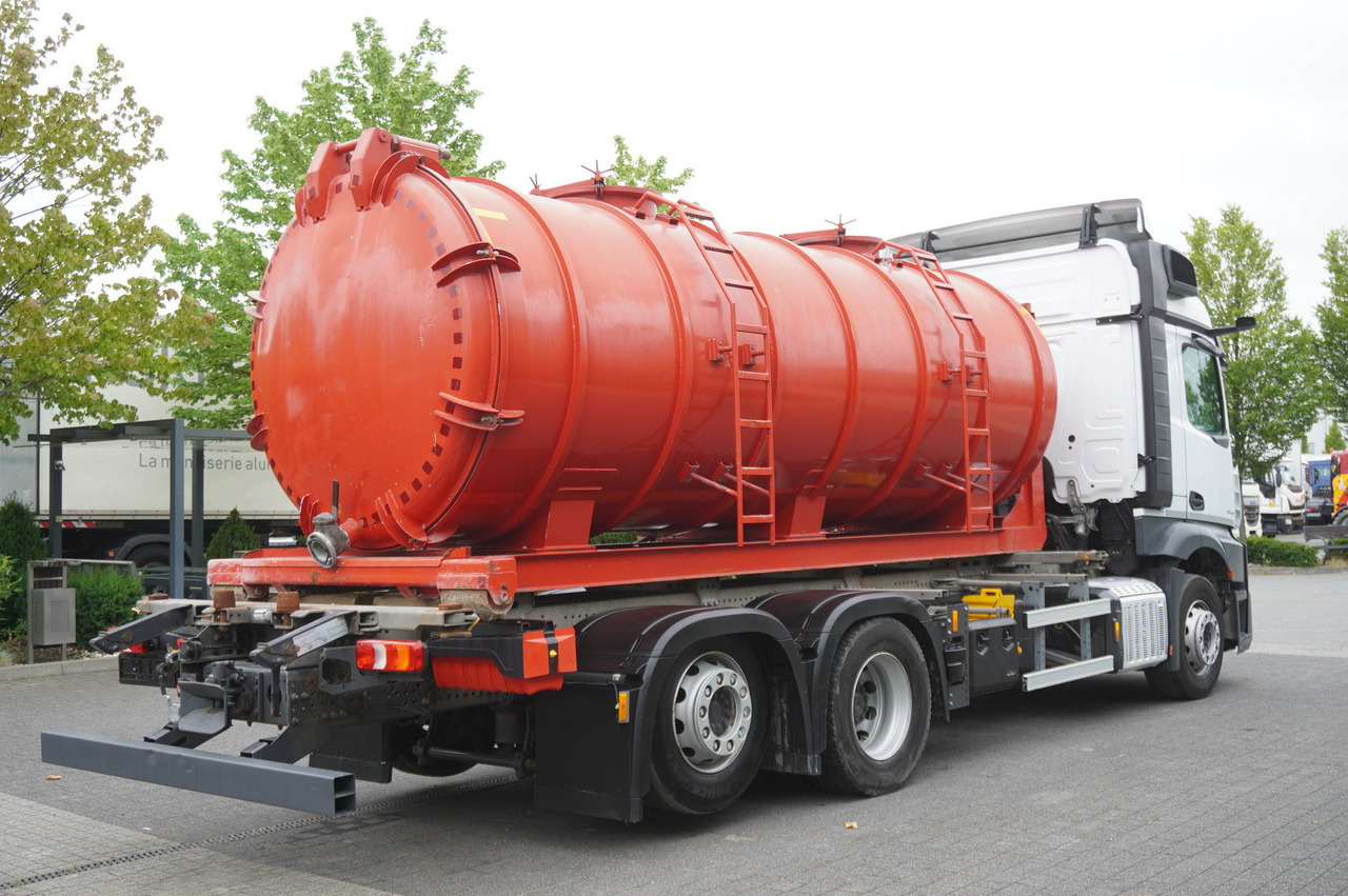 MERCEDES-BENZ Actros 2545 6 × 2 MP5 / NEW septic barrel 13000 L - Kamion cisterna: slika MERCEDES-BENZ Actros 2545 6 × 2 MP5 / NEW septic barrel 13000 L - Kamion cisterna MERCEDES-BENZ Actros 2545 6 × 2 MP5 / NEW septic barrel 13000 L - Kamion cisterna: slika MERCEDES-BENZ Actros 2545 6 × 2 MP5 / NEW septic barrel 13000 L - Kamion cisterna