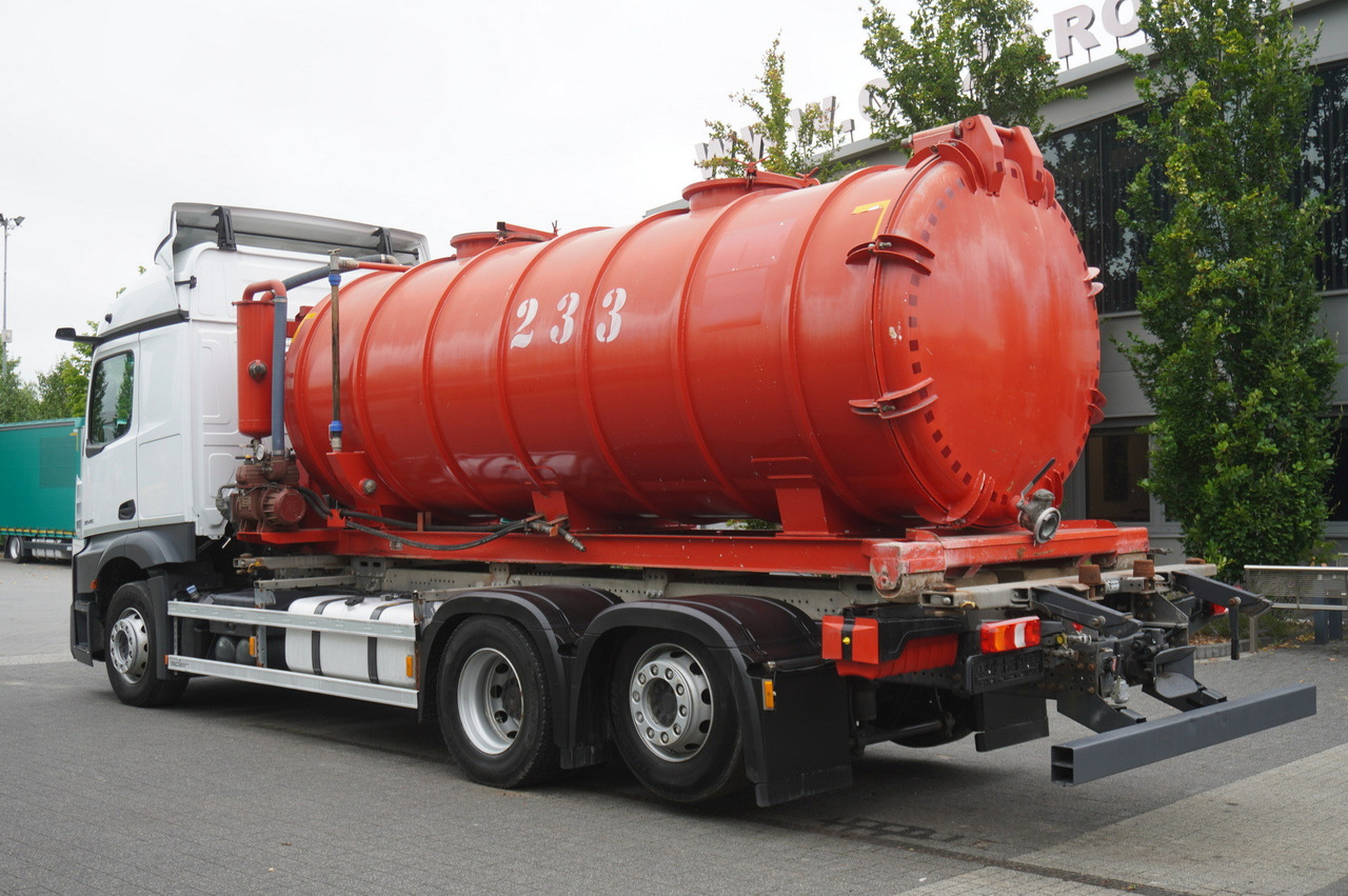 MERCEDES-BENZ Actros 2545 6 × 2 MP5 / NEW septic barrel 13000 L - Kamion cisterna: slika MERCEDES-BENZ Actros 2545 6 × 2 MP5 / NEW septic barrel 13000 L - Kamion cisterna MERCEDES-BENZ Actros 2545 6 × 2 MP5 / NEW septic barrel 13000 L - Kamion cisterna: slika MERCEDES-BENZ Actros 2545 6 × 2 MP5 / NEW septic barrel 13000 L - Kamion cisterna