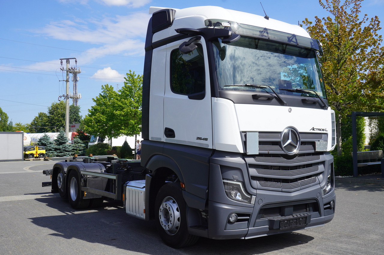 MERCEDES-BENZ Actros L 2545 MP5 / BDF / 2022 / 290 tho. km - Transporter kontejnera/ Kamion s izmjenjivim sanducima: slika MERCEDES-BENZ Actros L 2545 MP5 / BDF / 2022 / 290 tho. km - Transporter kontejnera/ Kamion s izmjenjivim sanducima MERCEDES-BENZ Actros L 2545 MP5 / BDF / 2022 / 290 tho. km - Transporter kontejnera/ Kamion s izmjenjivim sanducima: slika MERCEDES-BENZ Actros L 2545 MP5 / BDF / 2022 / 290 tho. km - Transporter kontejnera/ Kamion s izmjenjivim sanducima